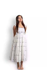 Load image into Gallery viewer, Moonwhisper
